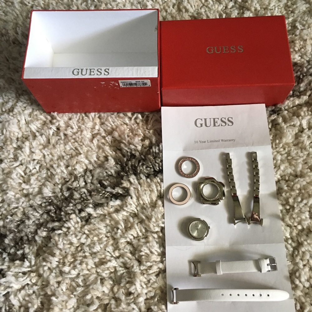 Guess interchangeable watch